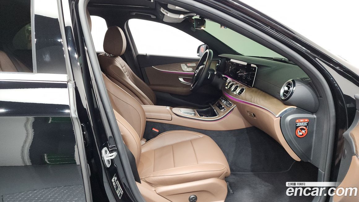Mercedes-Benz E-Class 2021