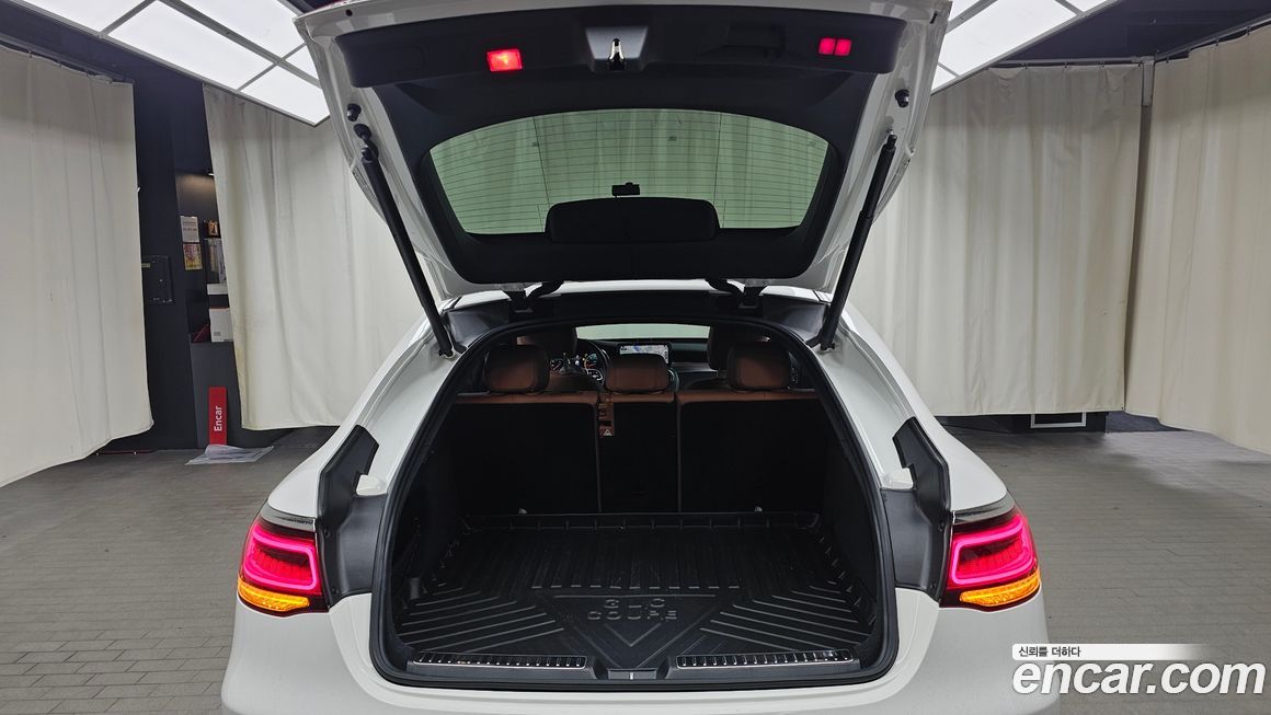 Mercedes-Benz GLC-Class 2020