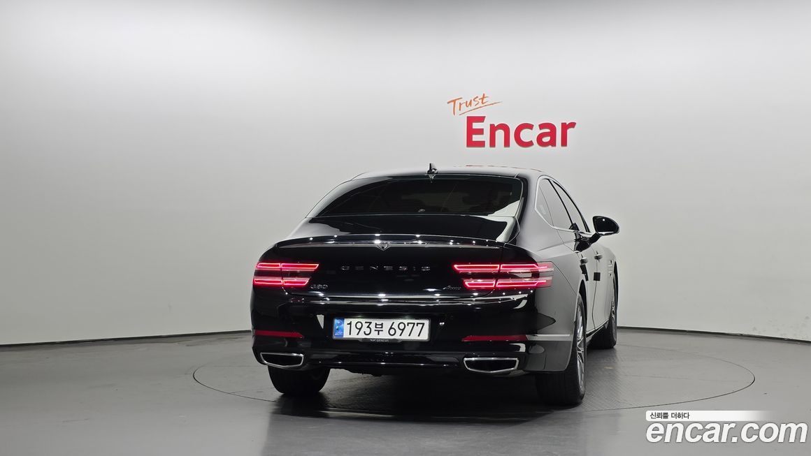Genesis G80 2023