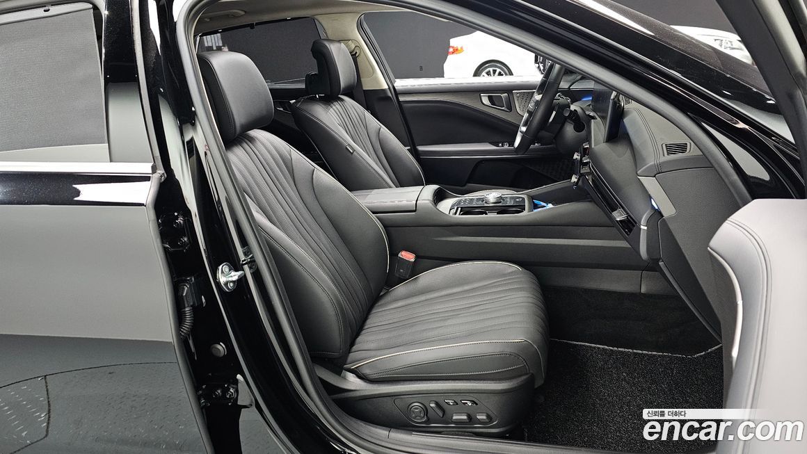 Kia K8 2025