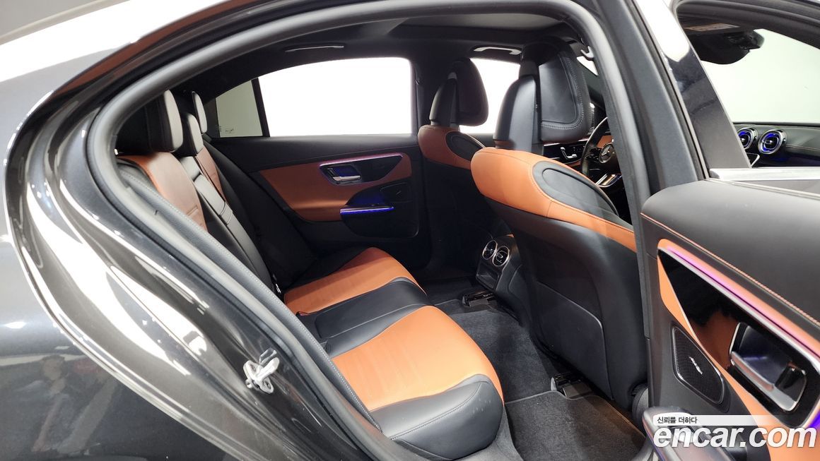 Mercedes-Benz C-Class 2022