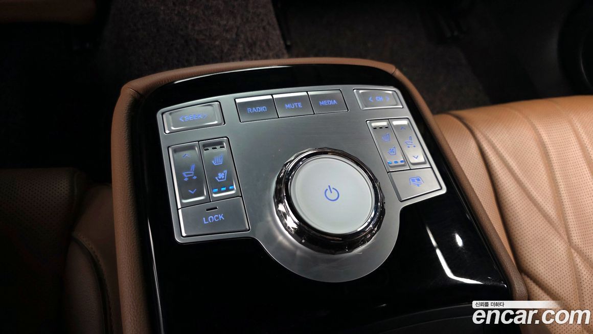 Genesis G80 2023