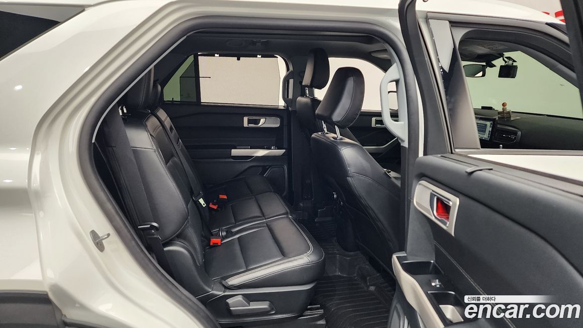 Ford Explorer 2023