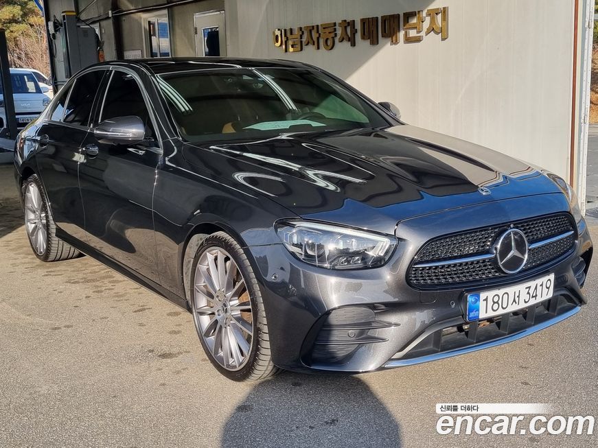 Mercedes-Benz E-Class 2021