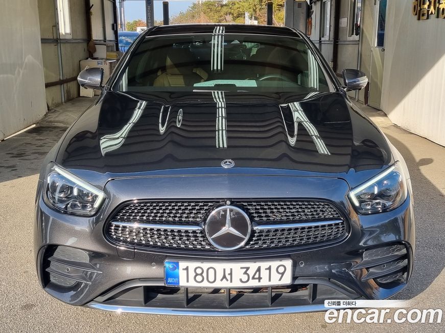 Mercedes-Benz E-Class 2021