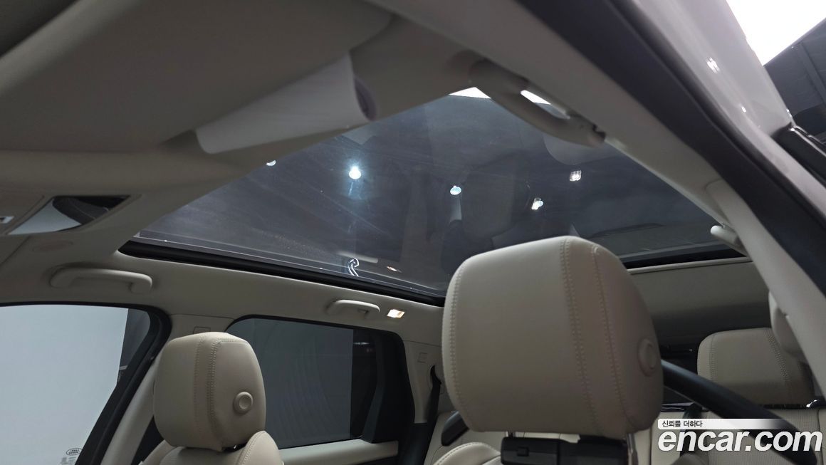 Land Rover Discovery Sport 2025