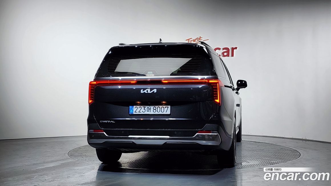 Kia Canival 2025