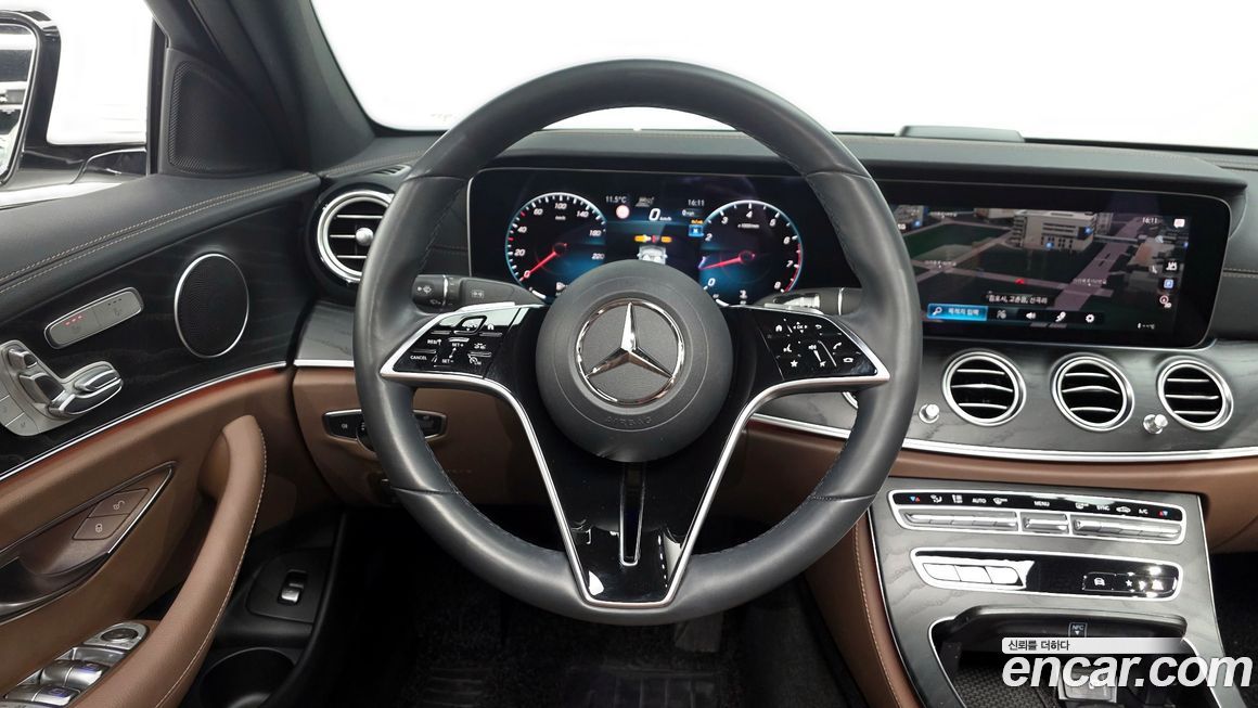 Mercedes-Benz E-Class 2023