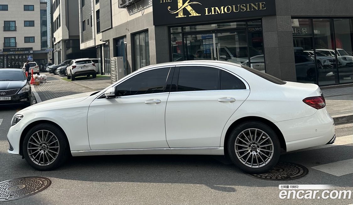 Mercedes-Benz E-Class 2023