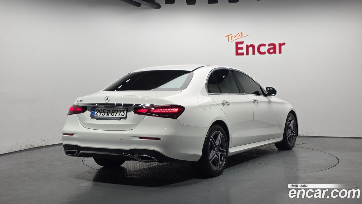 Mercedes-Benz E-Class 2023