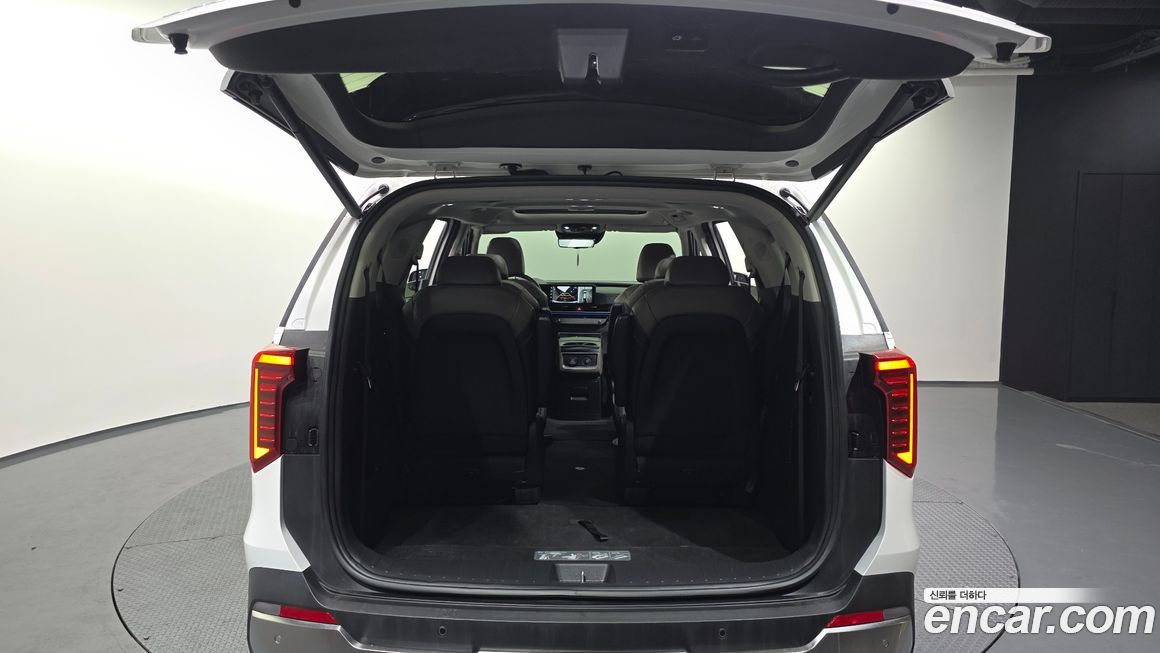 Kia Canival 2024