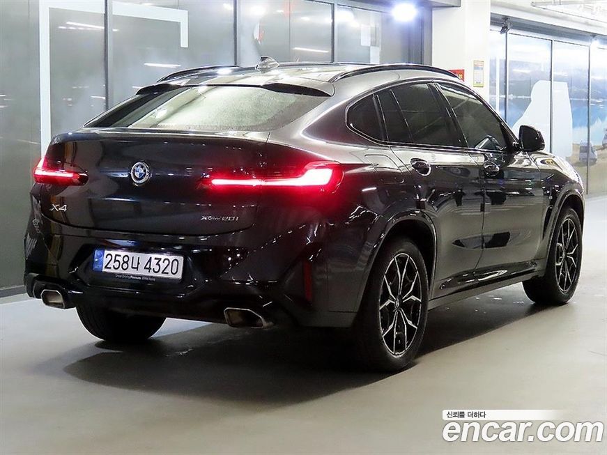 BMW X4 2023