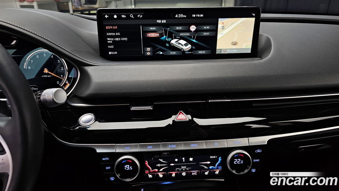 Genesis G80 2023
