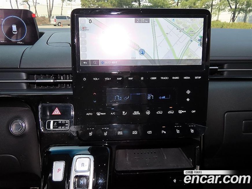Hyundai Staria 2025