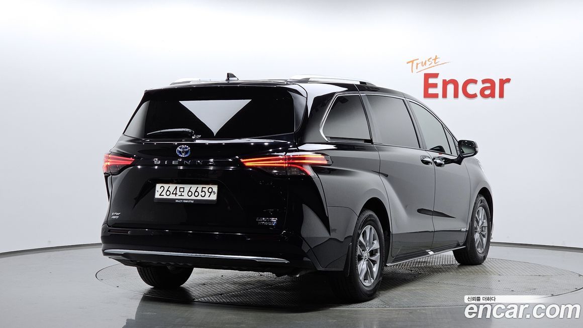 Toyota Sienna 2021