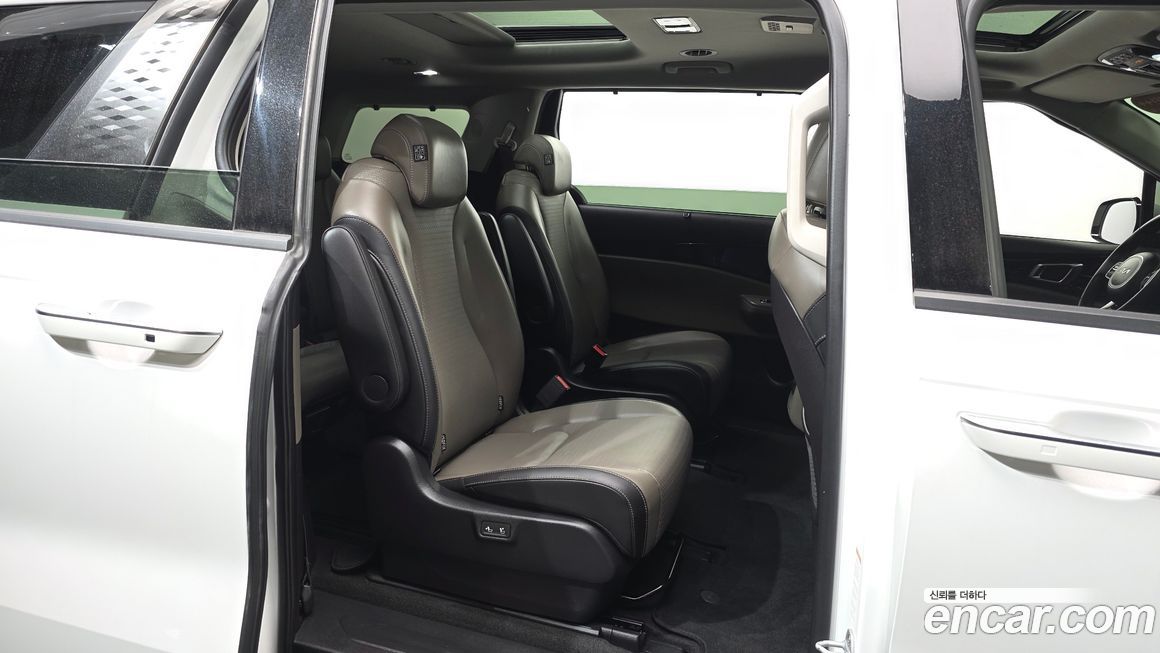 Kia Canival 2024