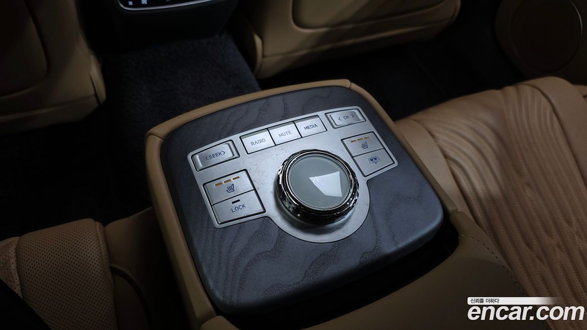 Genesis G80 2023