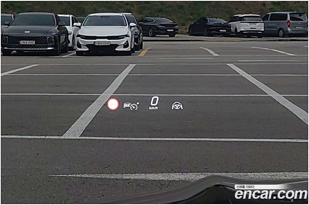 Mercedes-Benz C-Class 2023