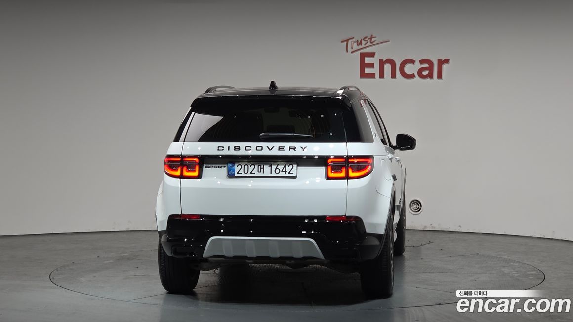Land Rover Discovery Sport 2025