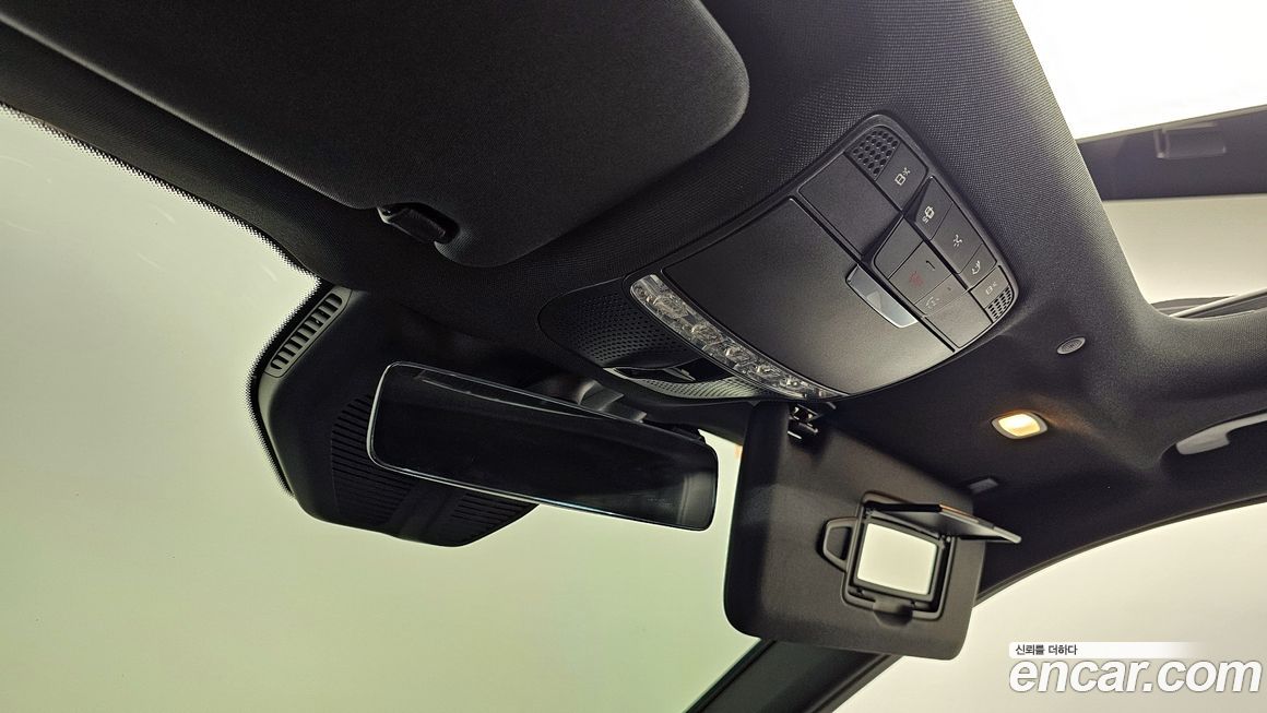 Mercedes-Benz GLC-Class 2022