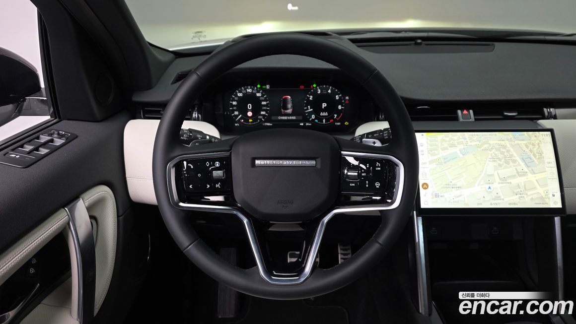 Land Rover Discovery Sport 2025