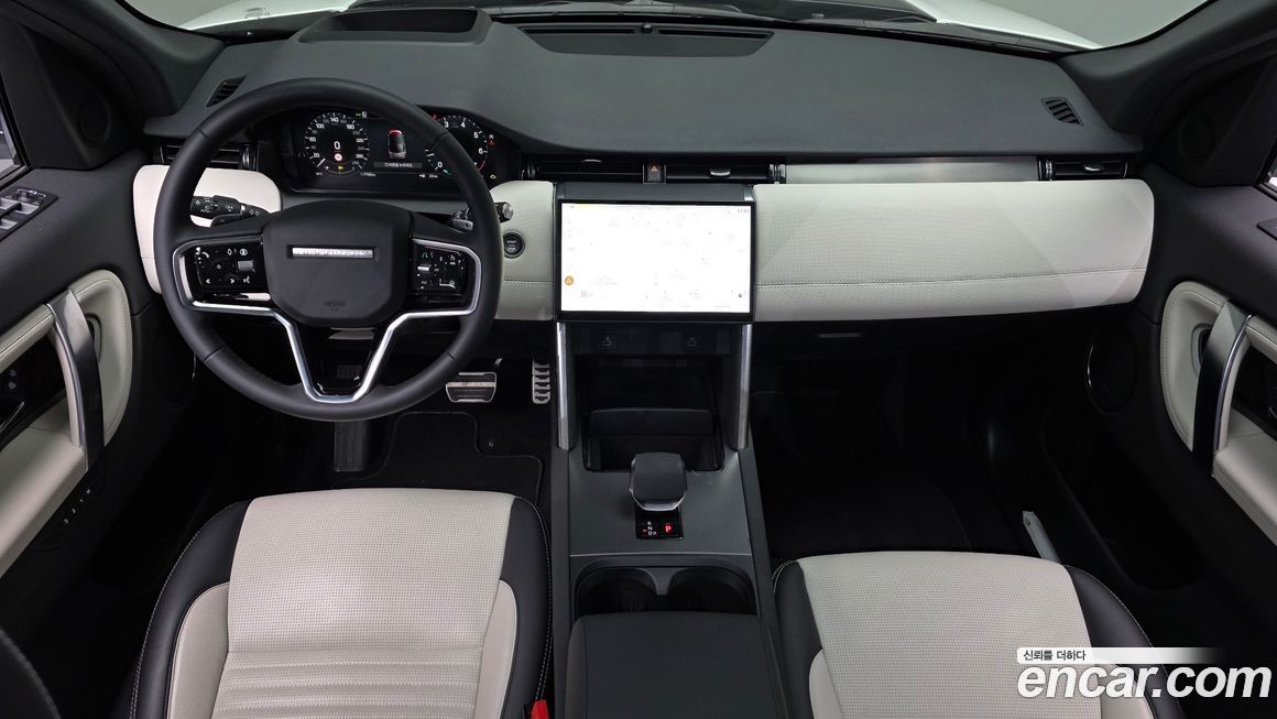 Land Rover Discovery Sport 2025