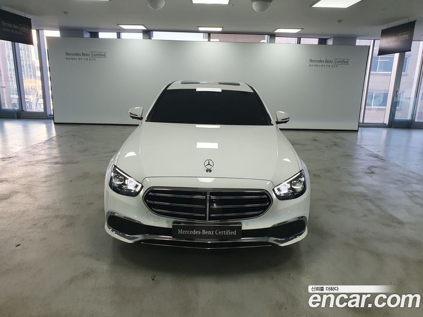 Mercedes-Benz E-Class 2023