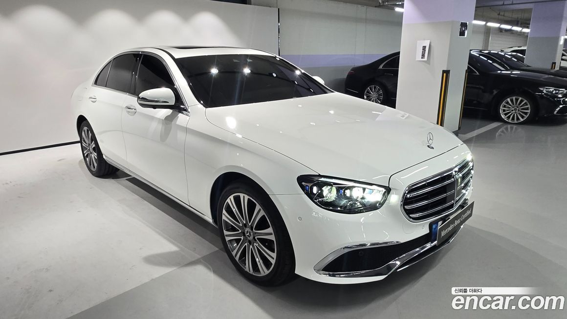 Mercedes-Benz E-Class 2023