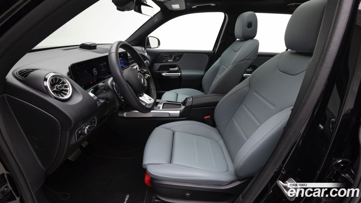 Mercedes-Benz GLB-Class 2025