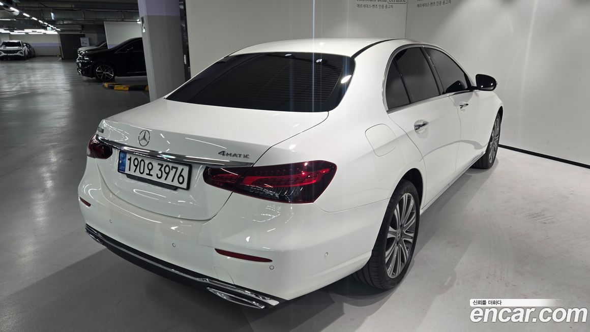 Mercedes-Benz E-Class 2023