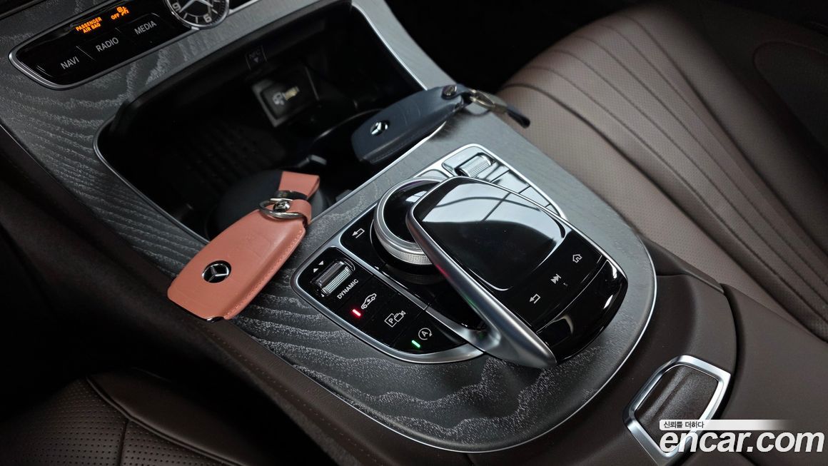 Mercedes-Benz CLS-Class 2020