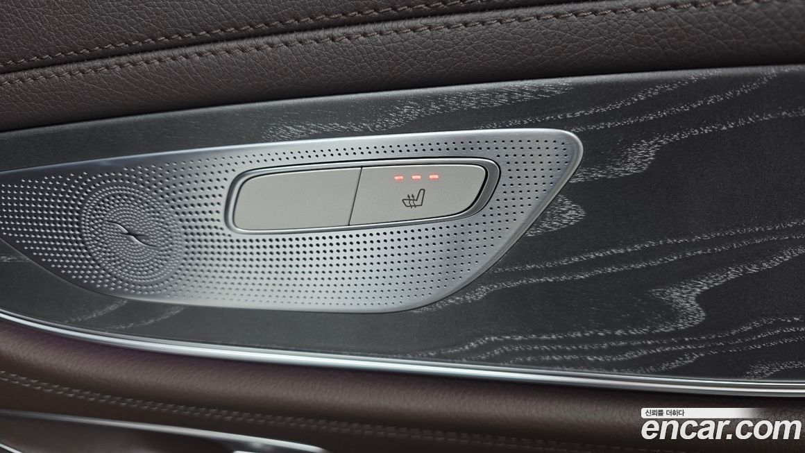 Mercedes-Benz CLS-Class 2020