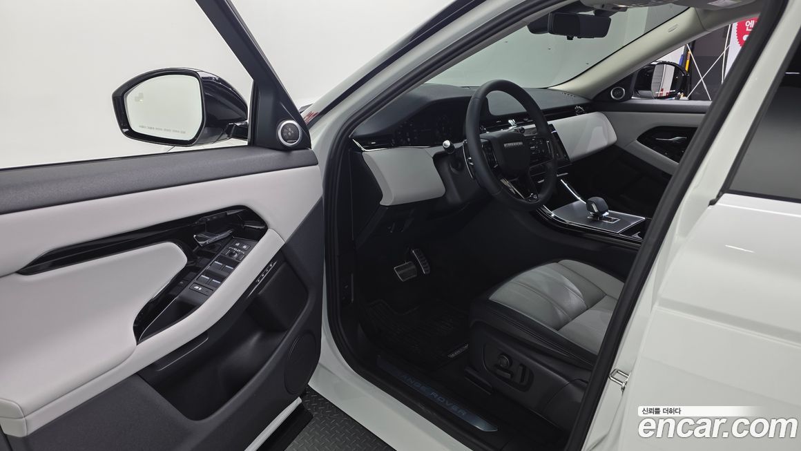 Land Rover Range Rover Evoque 2024