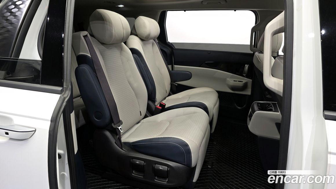 Kia Canival 2024