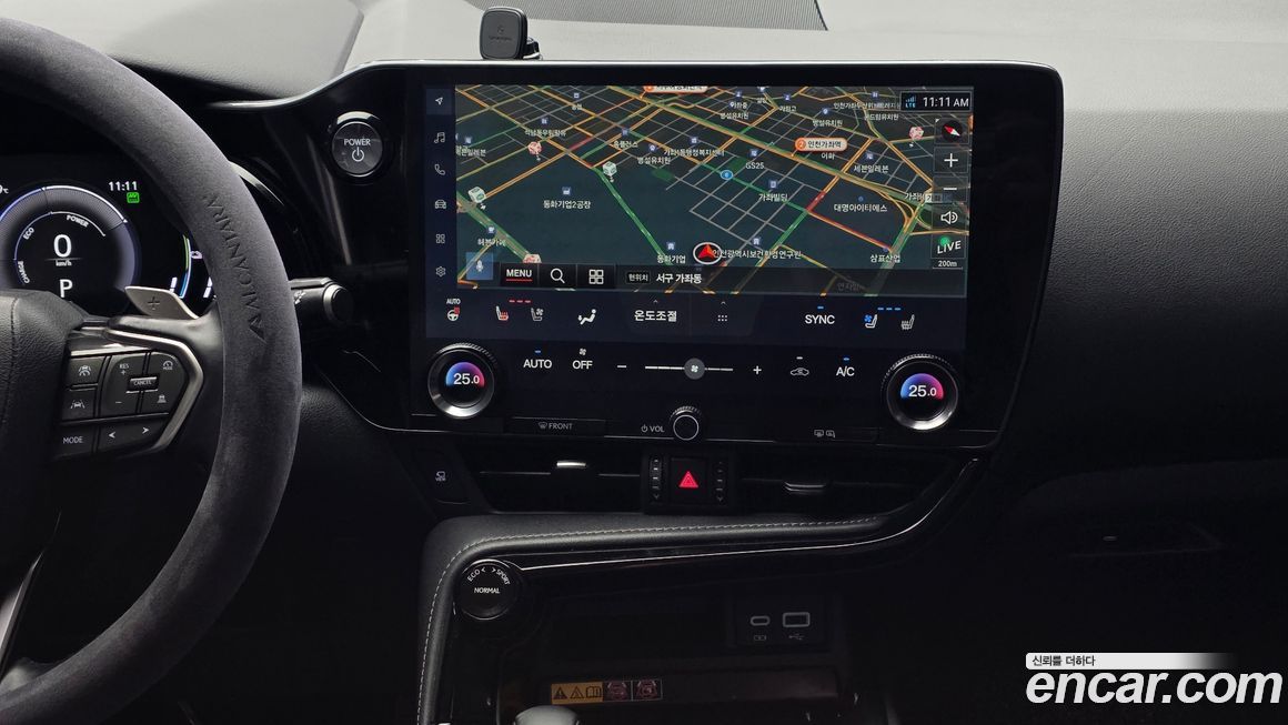 Lexus NX 2025