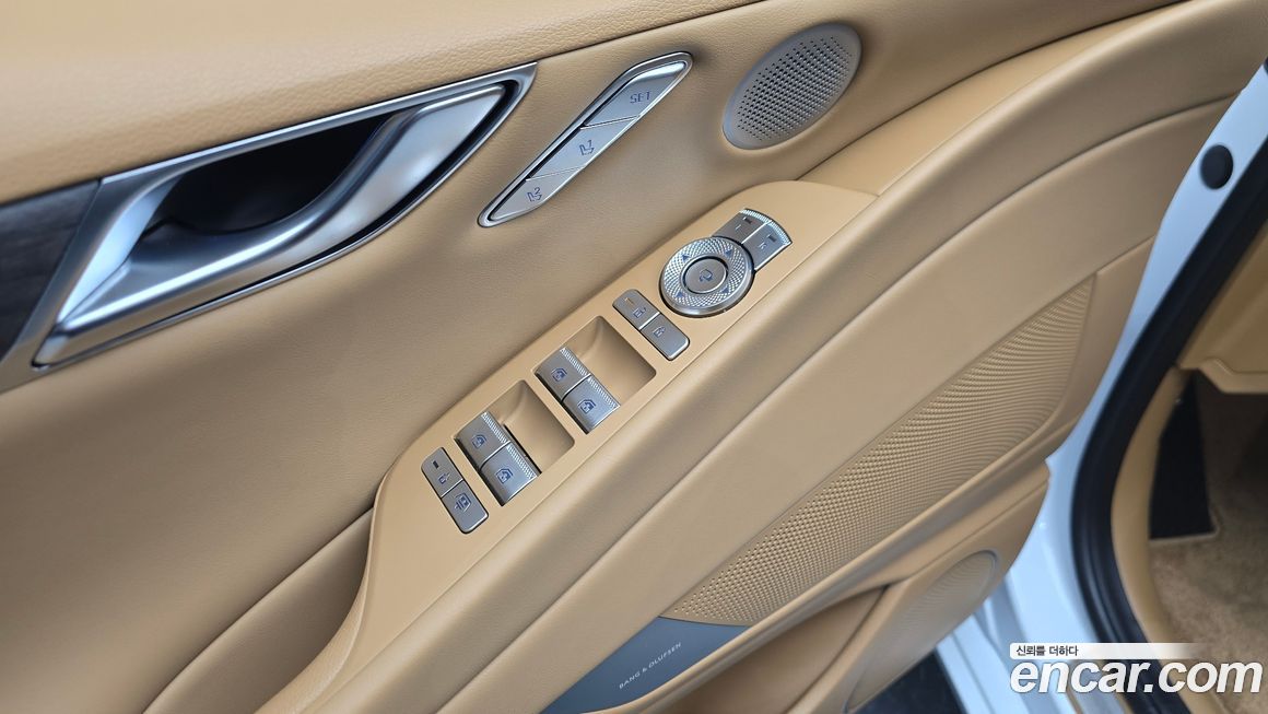 Genesis G80 2025