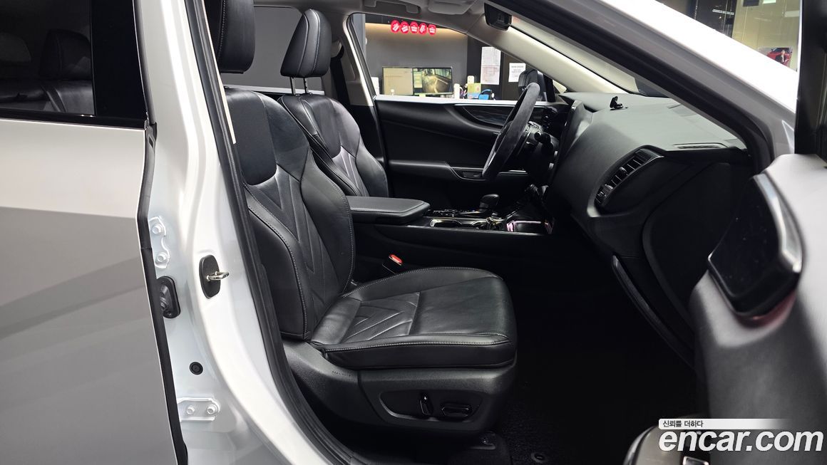 Lexus NX 2025