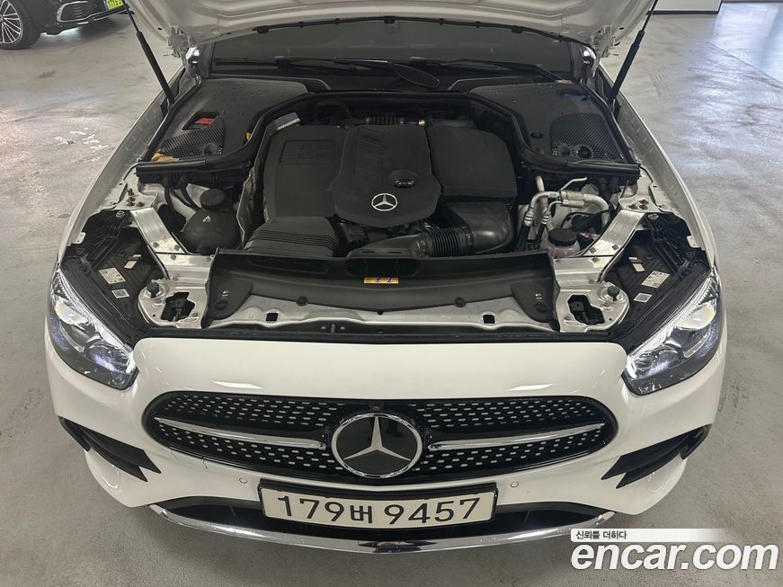 Mercedes-Benz E-Class 2023