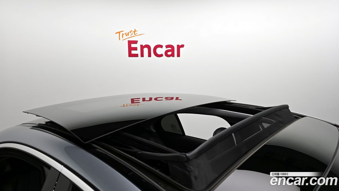 Mercedes-Benz E-Class 2024