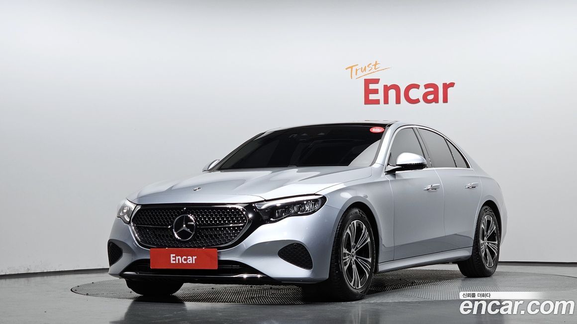 Mercedes-Benz E-Class 2024