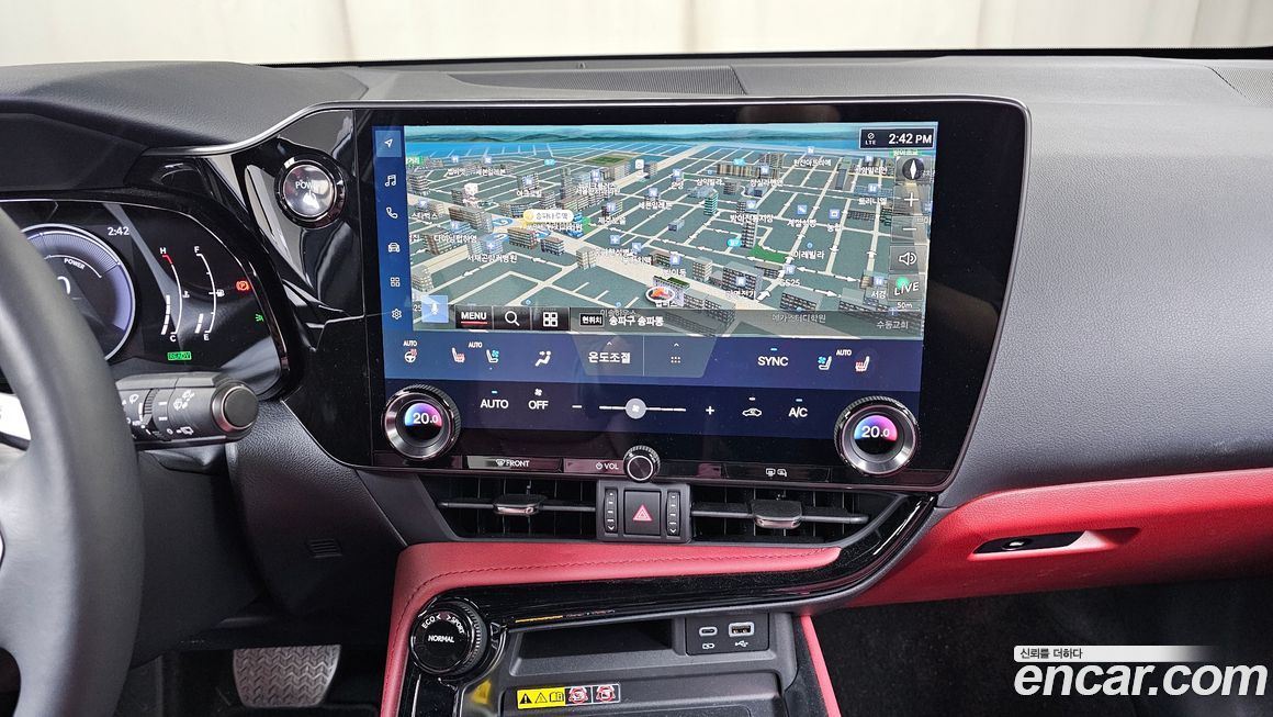 Lexus NX 2025