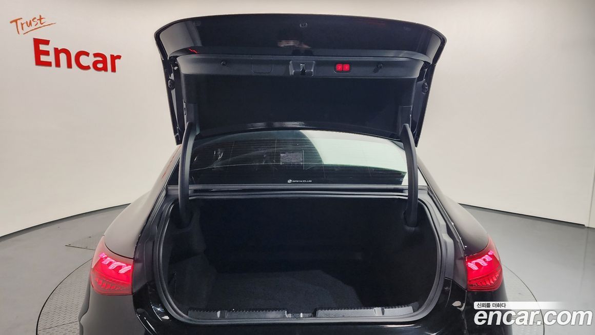 Mercedes-Benz EQE 2023