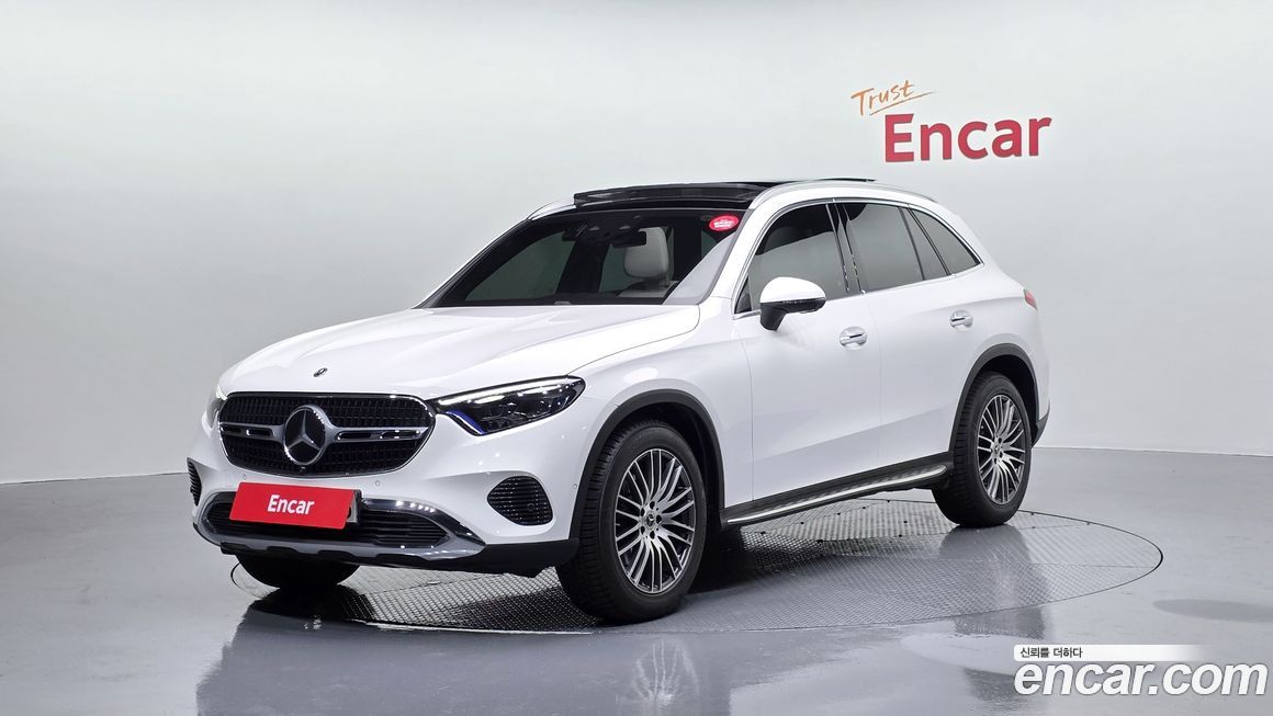 Mercedes-Benz GLC-Class 2025