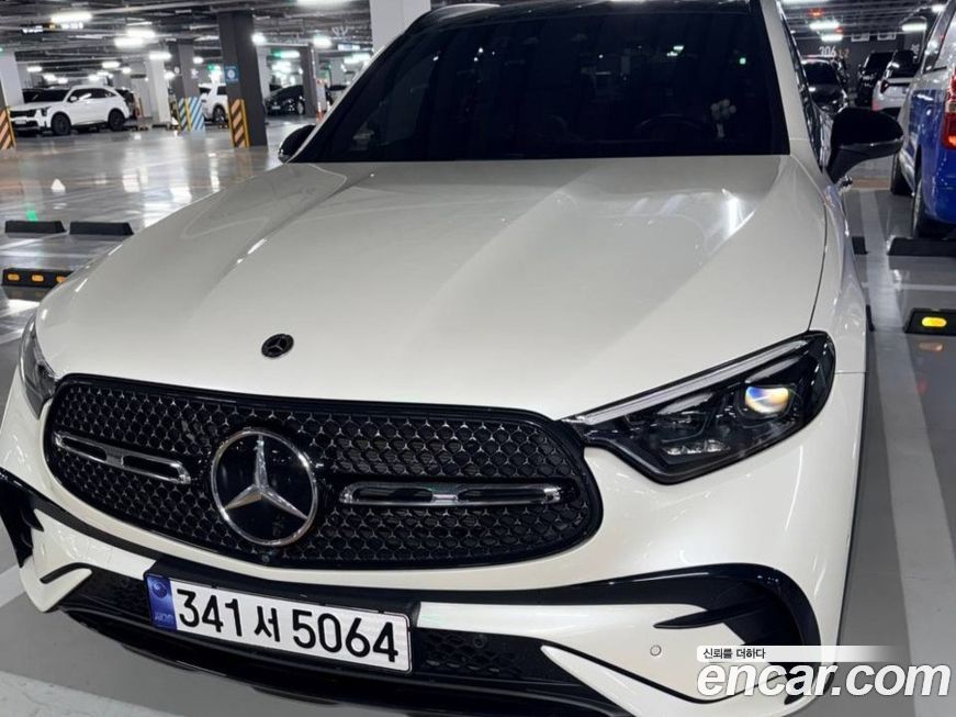 Mercedes-Benz GLC-Class 2023