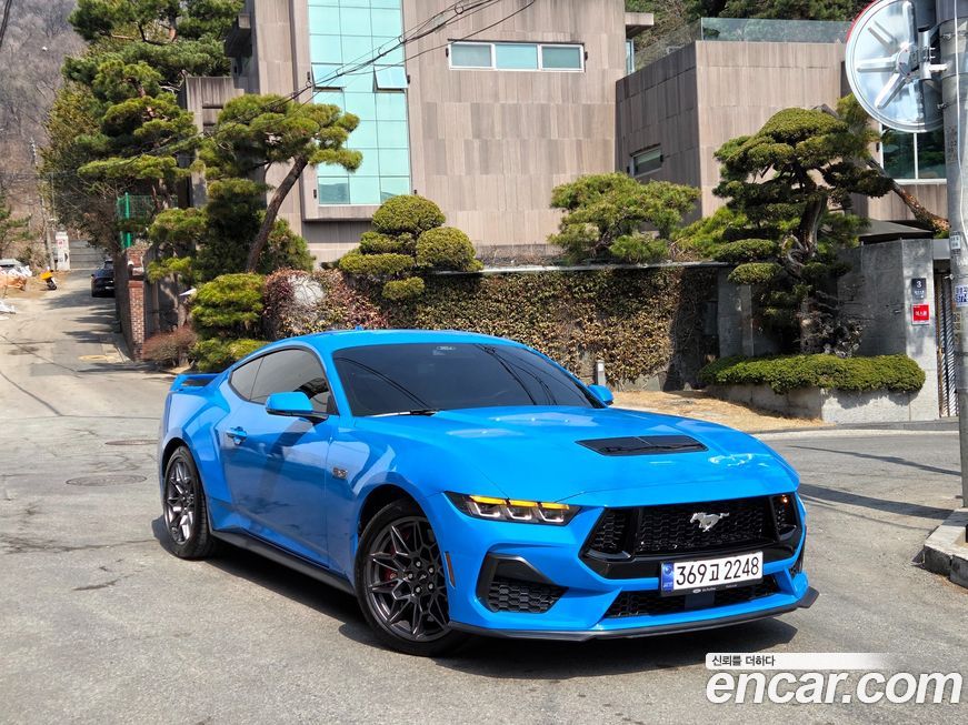 Ford Mustang 2025