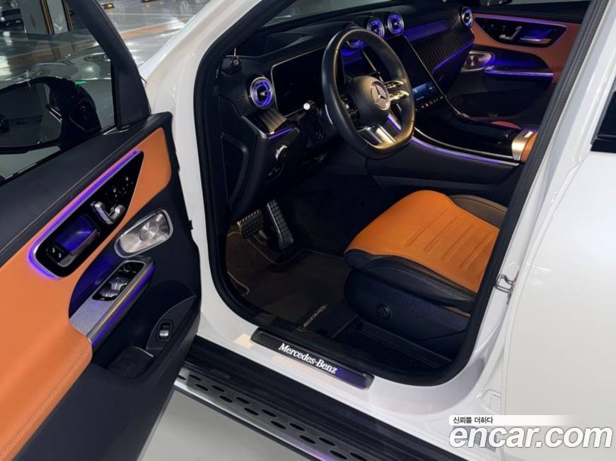 Mercedes-Benz GLC-Class 2023