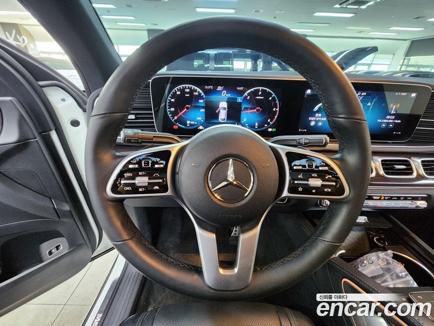 Mercedes-Benz GLE-Class 2021