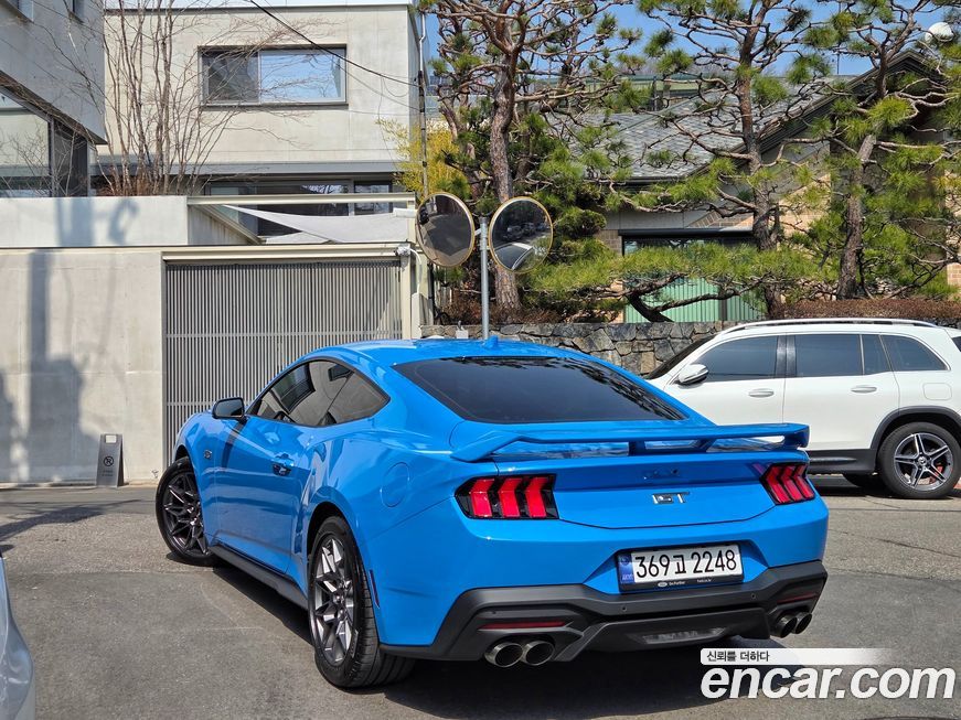 Ford Mustang 2025