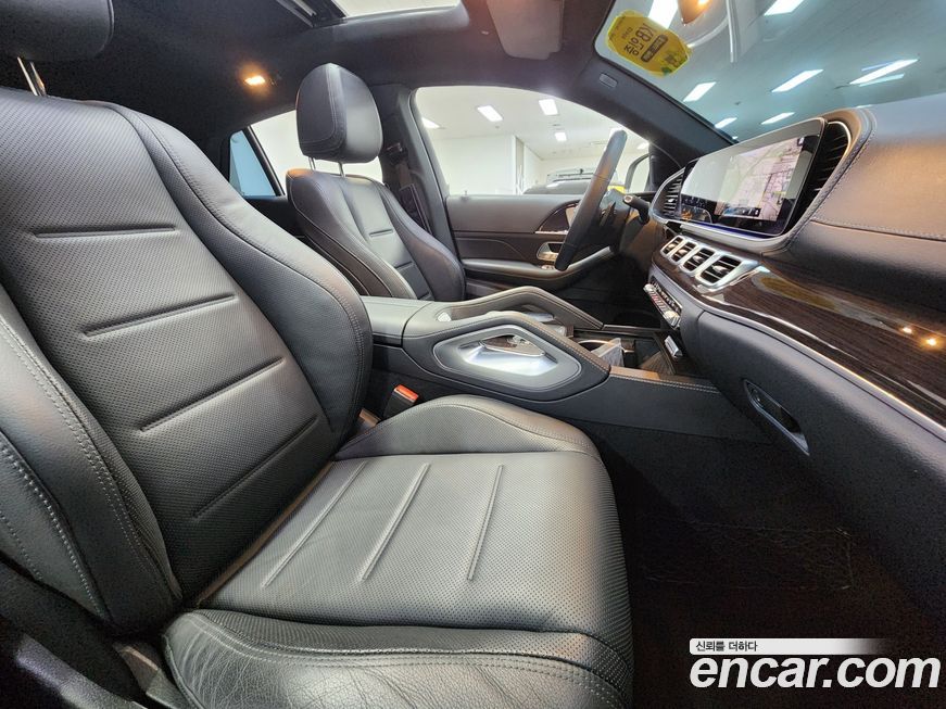 Mercedes-Benz GLE-Class 2021