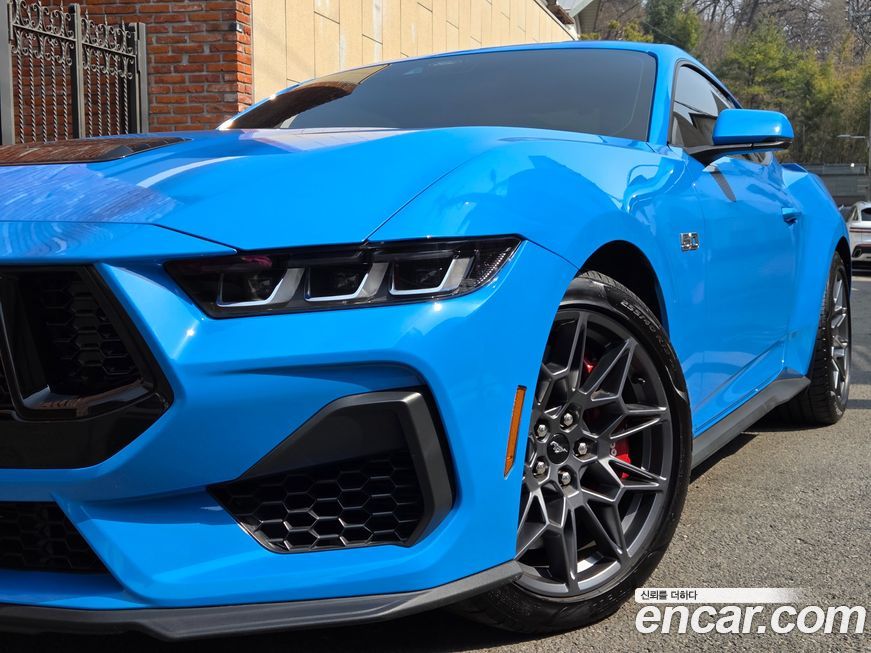 Ford Mustang 2025